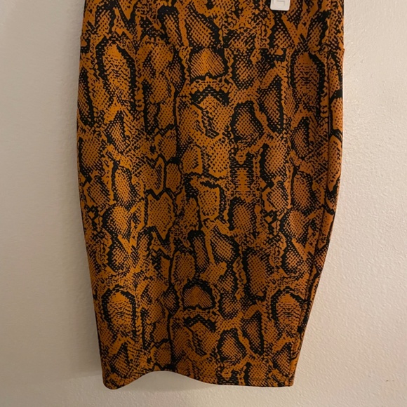 New without tag! Thali Sodi Zippered Python Print Pencil Skirt - Picture 2 of 13
